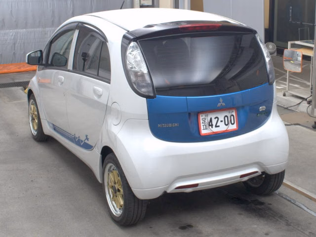 MITSUBISHI I-MIEV