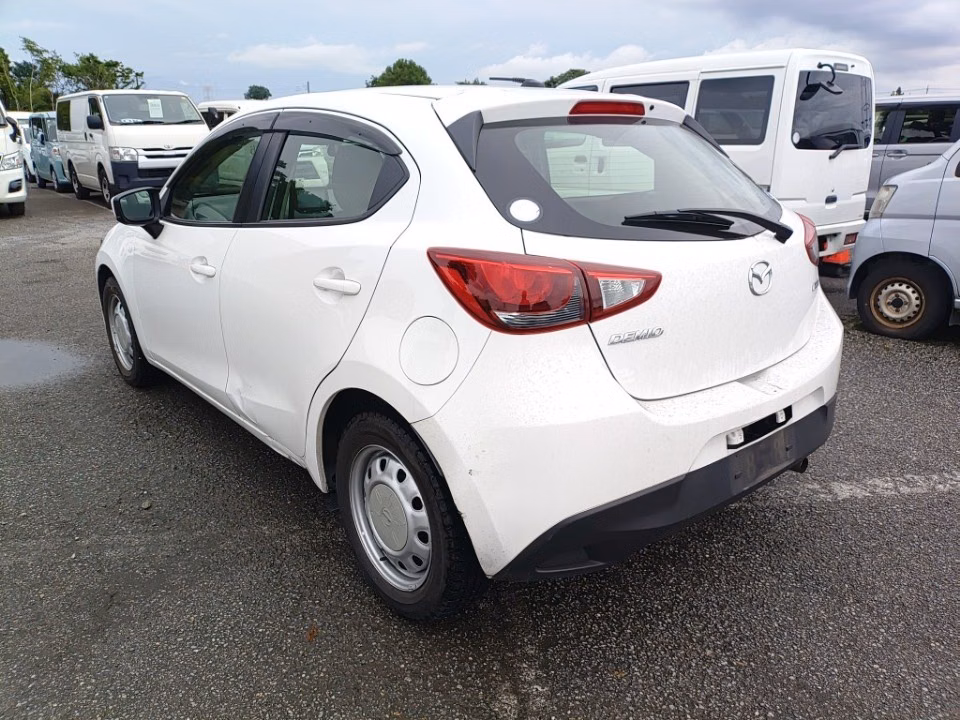 MAZDA DEMIO