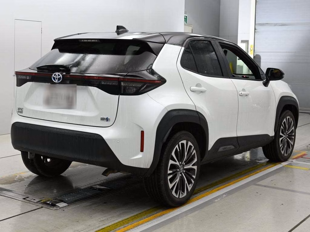 TOYOTA YARIS CROSS