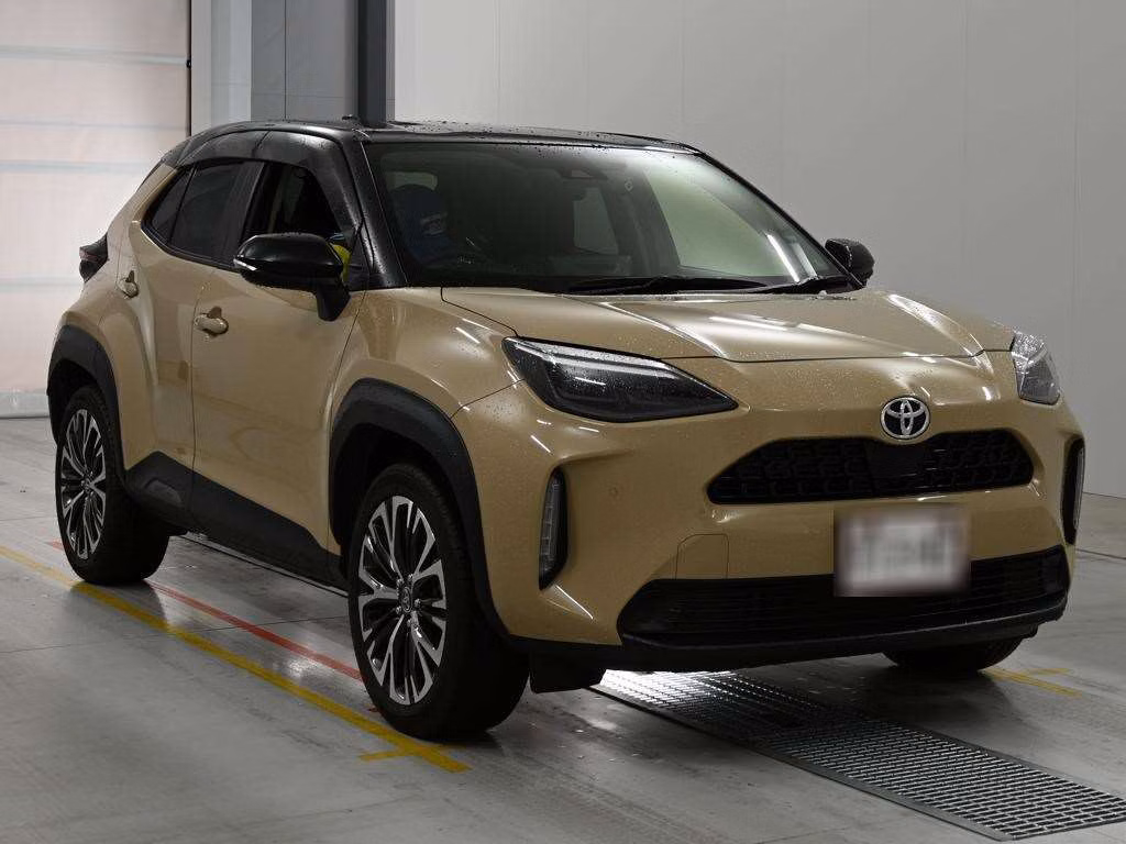 TOYOTA YARIS CROSS