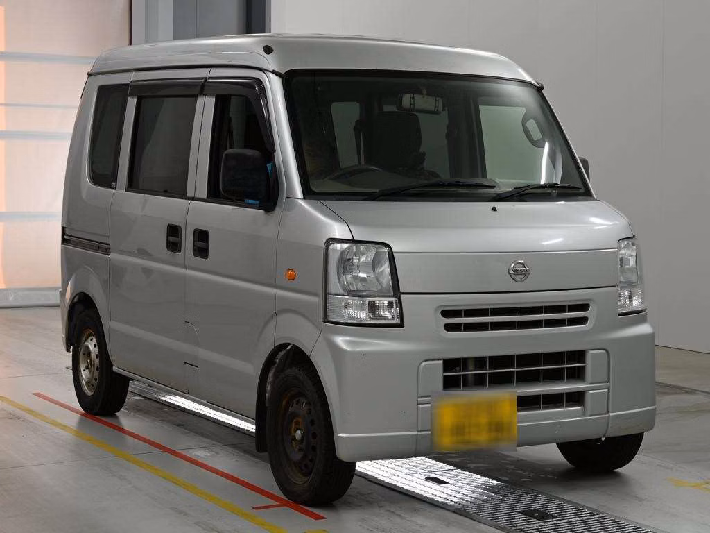 NISSAN NV100 CLIPPER