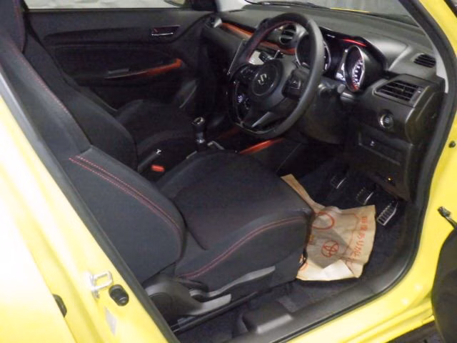 SUZUKI SWIFT