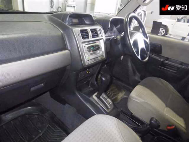 MITSUBISHI PAJERO IO