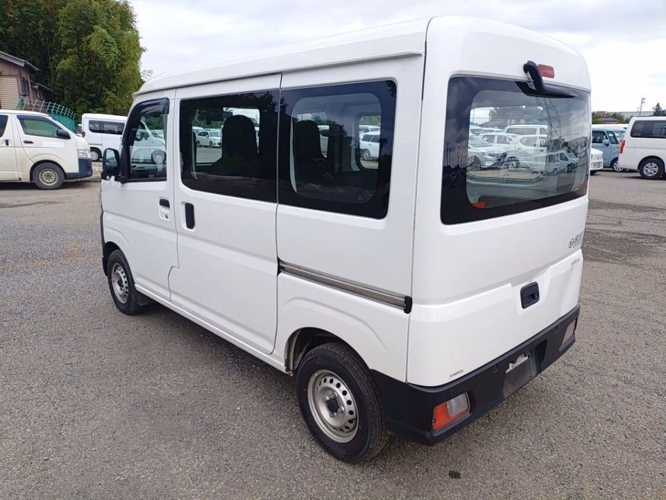 DAIHATSU ATRAI