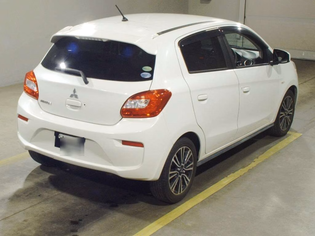 MITSUBISHI MIRAGE
