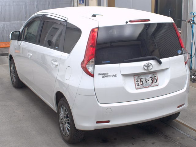 TOYOTA PASSO SETTE