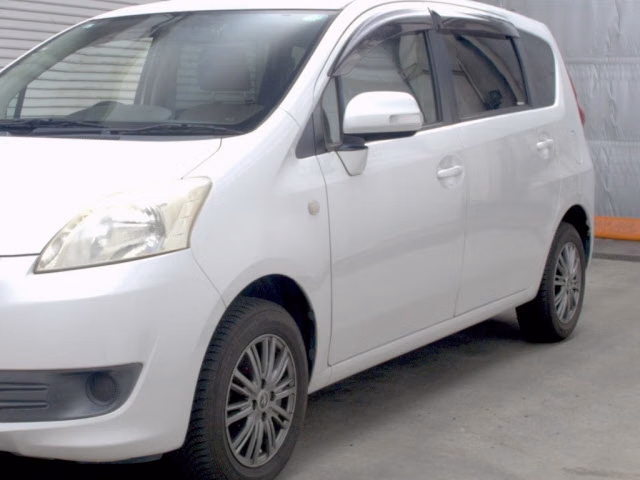 TOYOTA PASSO SETTE