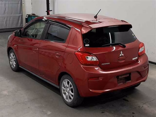 MITSUBISHI MIRAGE