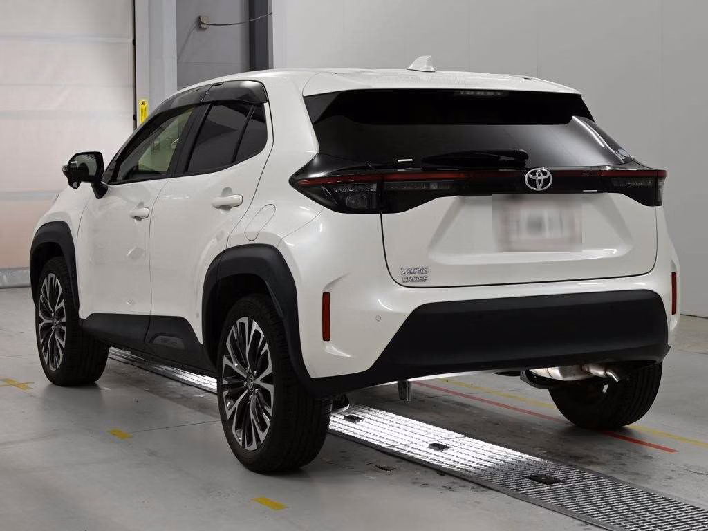 TOYOTA YARIS CROSS
