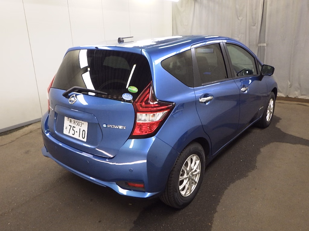 NISSAN NOTE