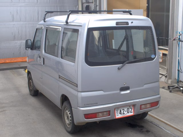 MITSUBISHI MINICAB