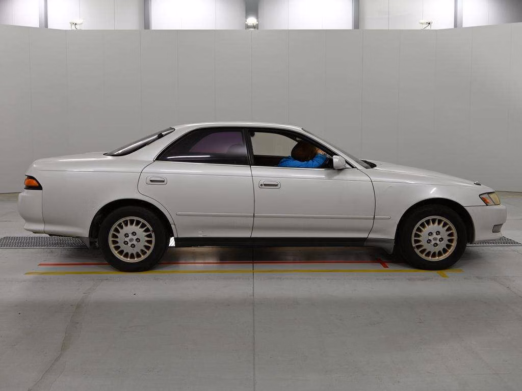TOYOTA MARK II