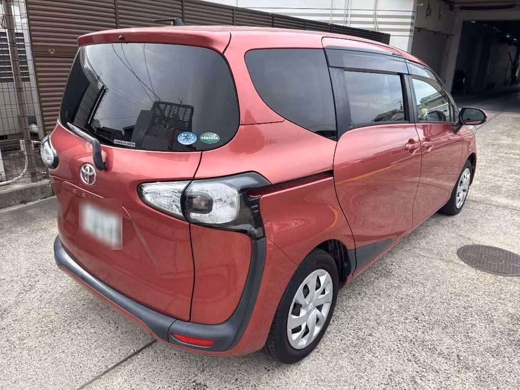 TOYOTA SIENTA