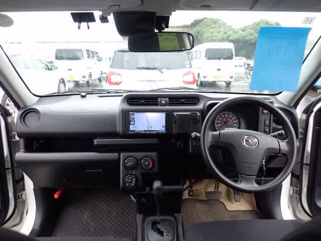 MAZDA FAMILIA
