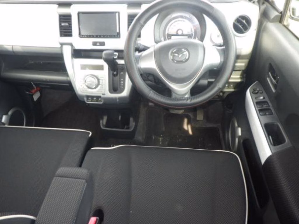 MAZDA FLAIR CROSSOVER