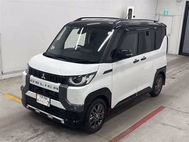 MITSUBISHI DELICA MINI