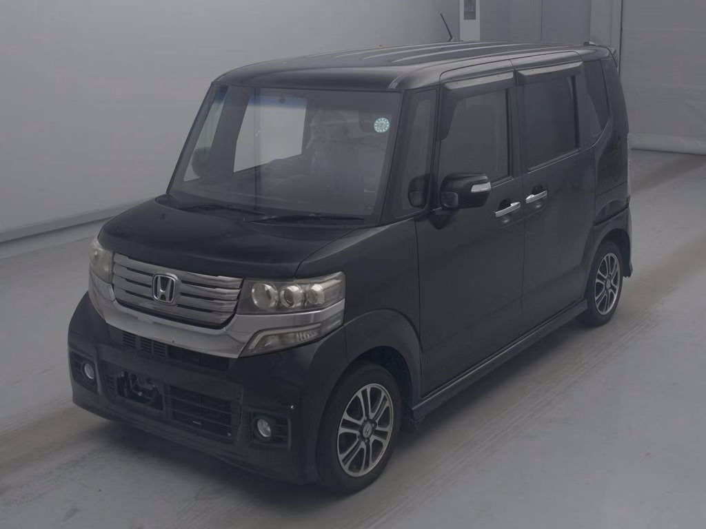 HONDA N-BOX