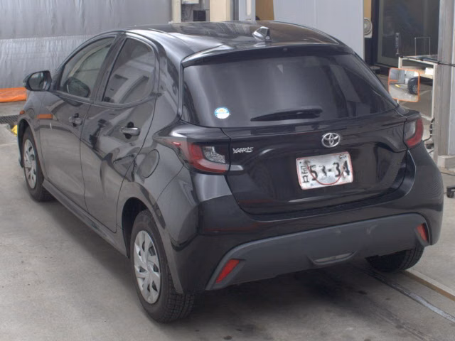 TOYOTA YARIS