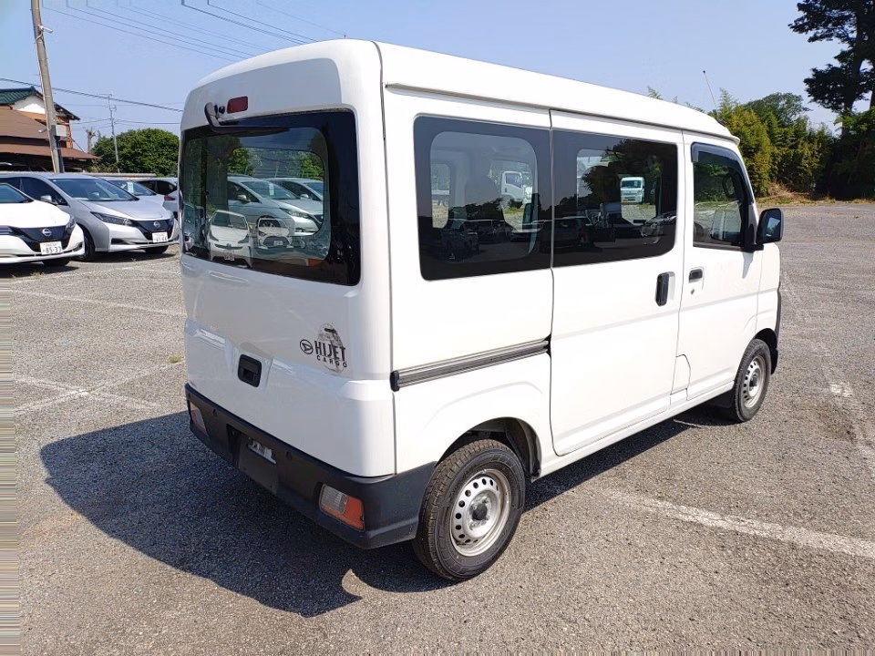 DAIHATSU ATRAI