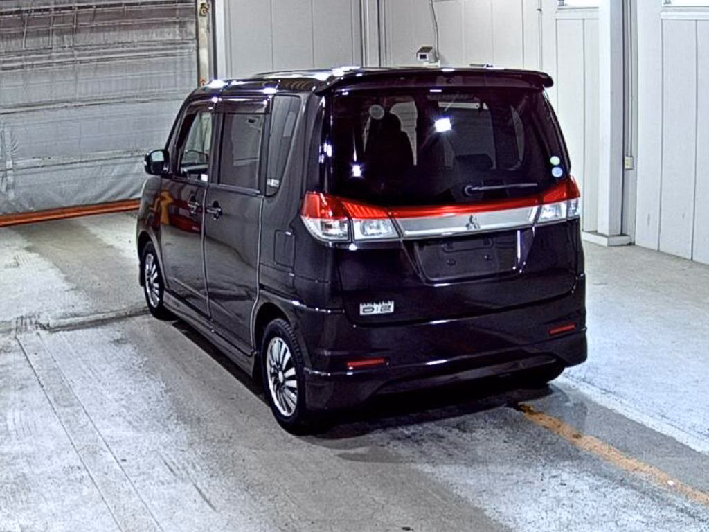 MITSUBISHI DELICA D:2