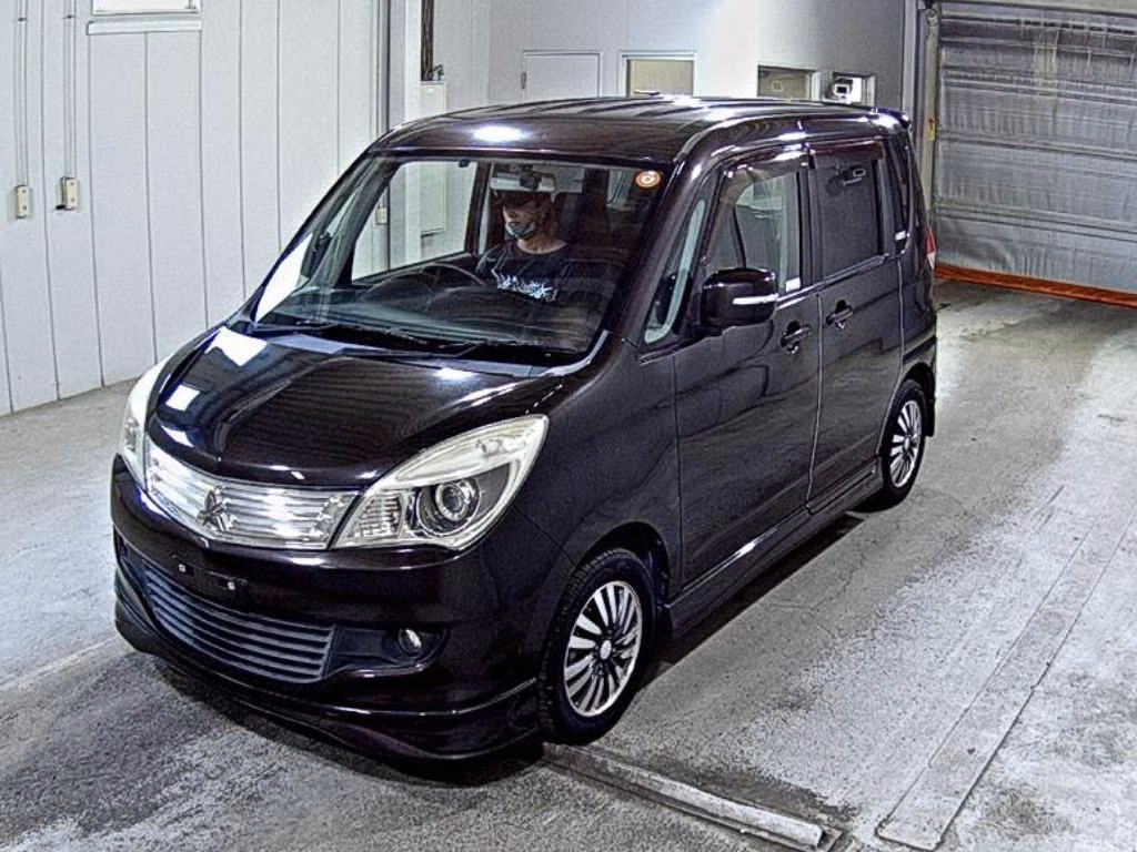 MITSUBISHI DELICA D:2