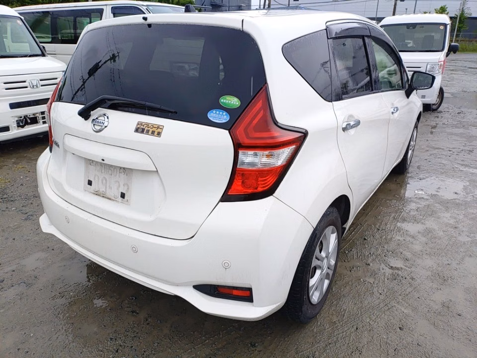 NISSAN NOTE