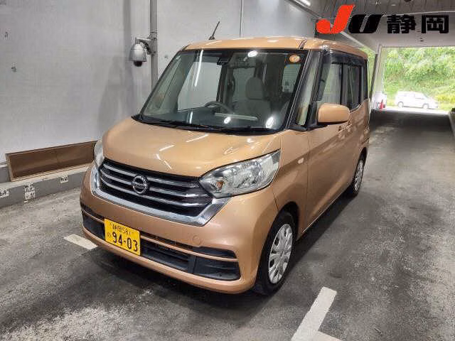 NISSAN DAYZ ROOX