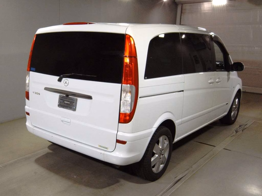 MERCEDES-BENZ V-CLASS