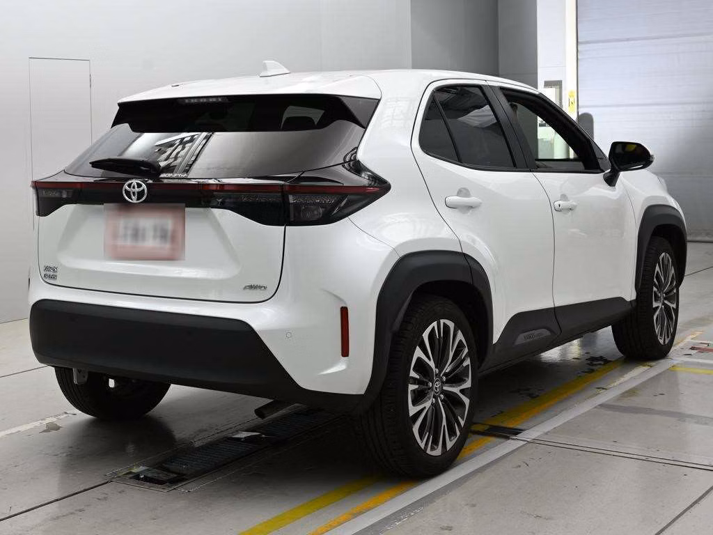 TOYOTA YARIS CROSS