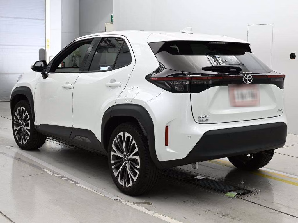TOYOTA YARIS CROSS