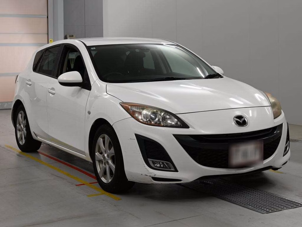 MAZDA AXELA