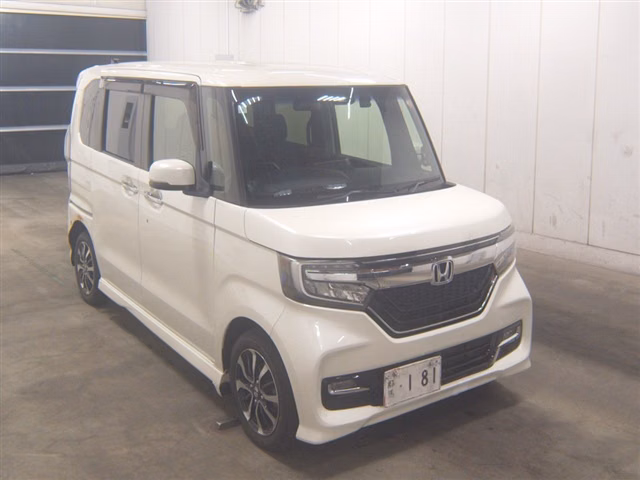 HONDA N-BOX