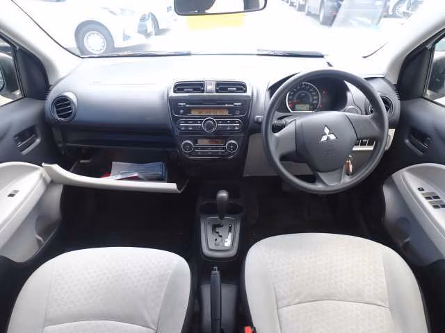 MITSUBISHI MIRAGE