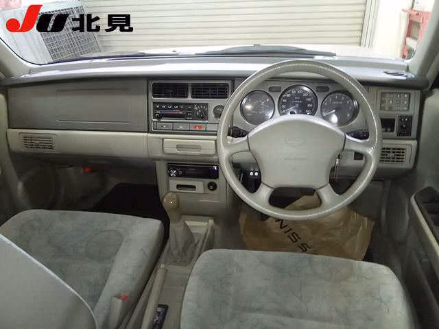 NISSAN RASHEEN