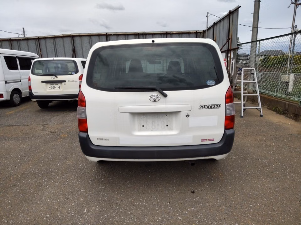 TOYOTA PROBOX
