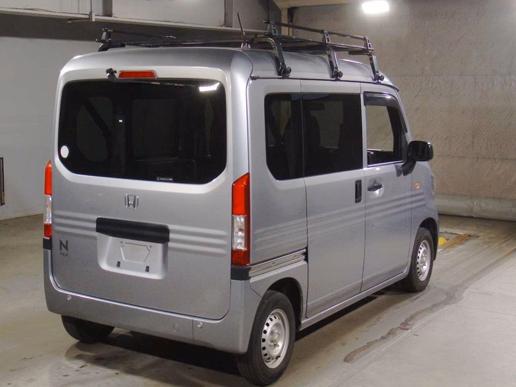 HONDA N-VAN