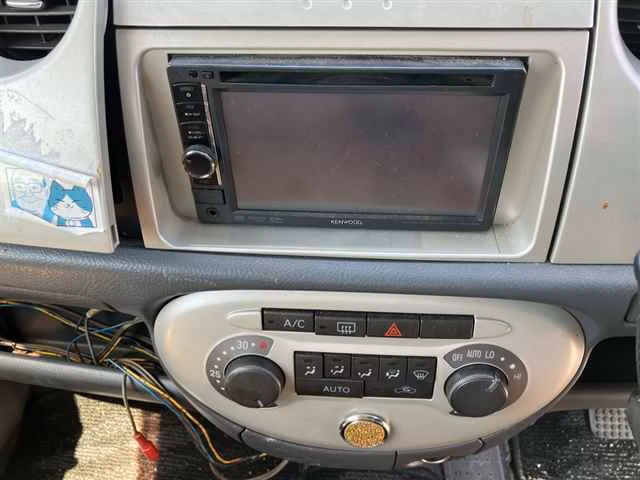 DAIHATSU MOVE LATTE