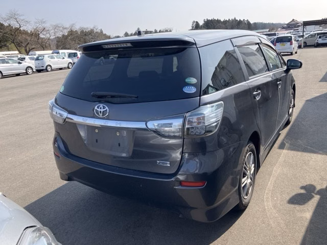 TOYOTA WISH