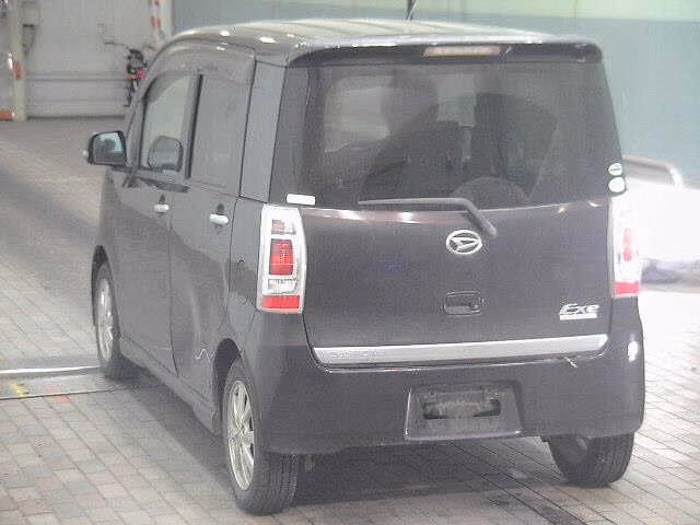 DAIHATSU TANTO EXE