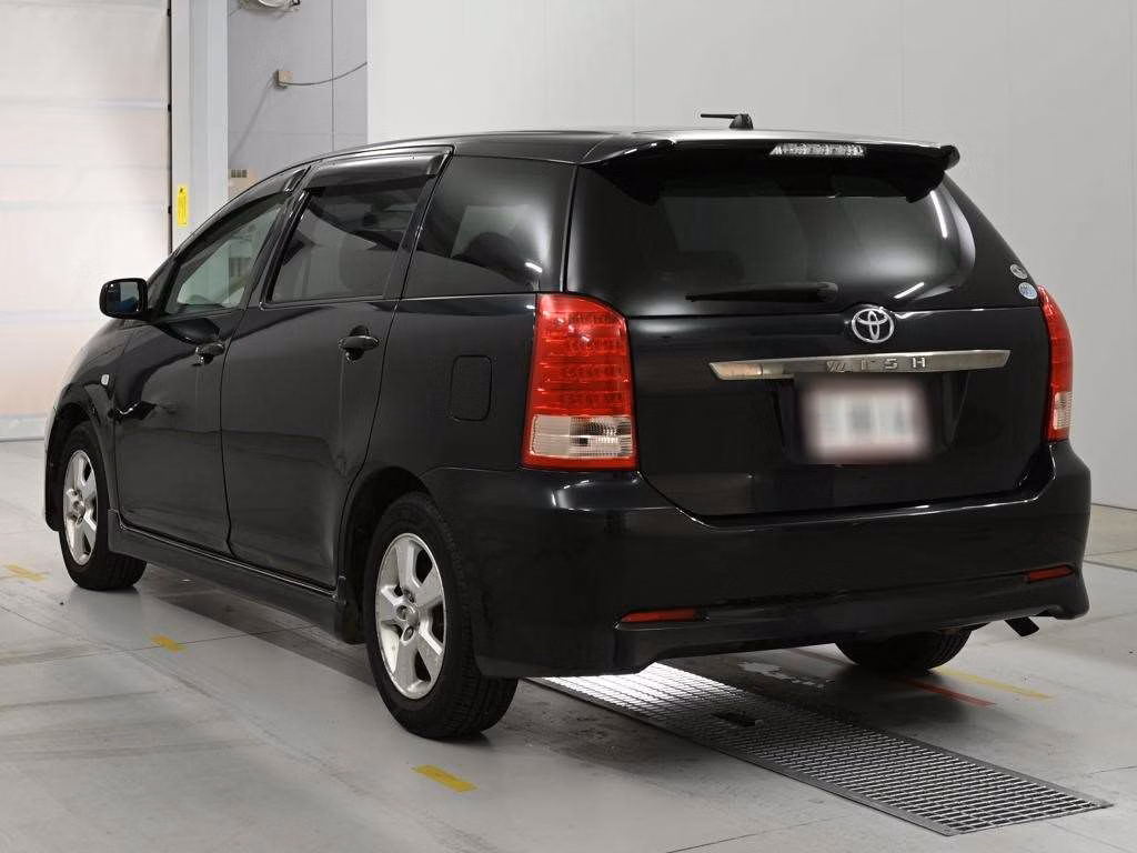 TOYOTA WISH