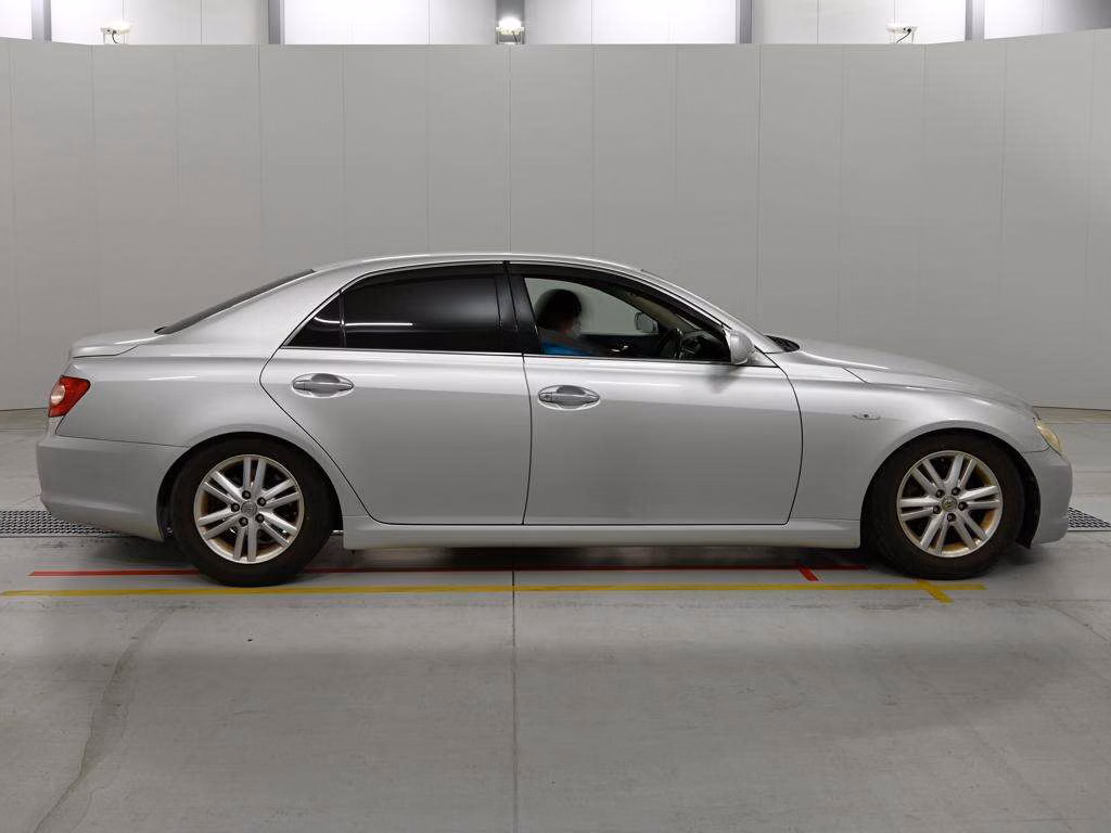 TOYOTA MARK X