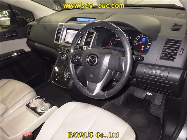 MAZDA MPV