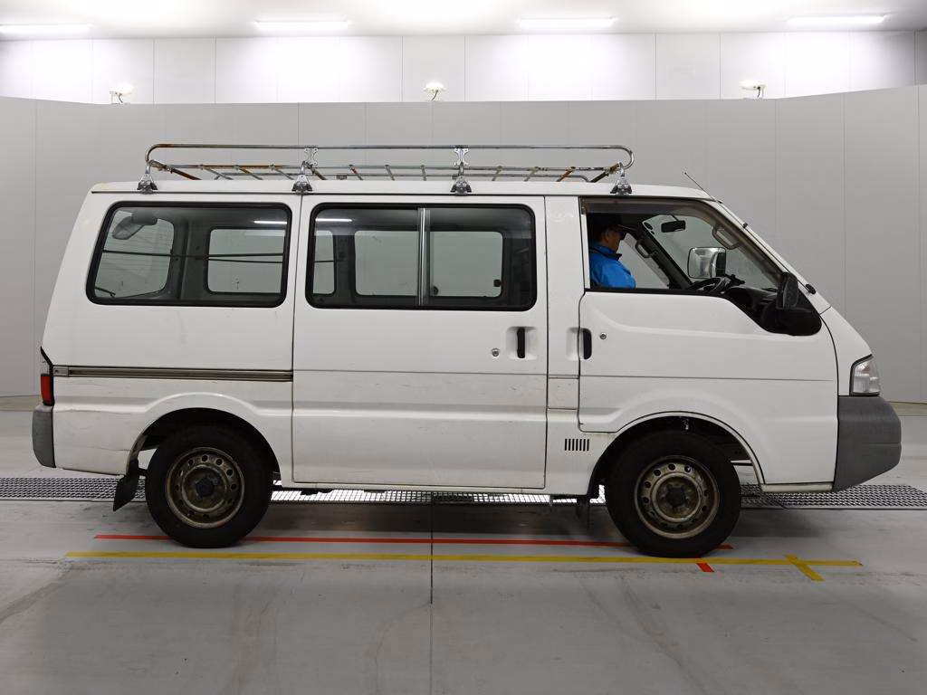MAZDA BONGO