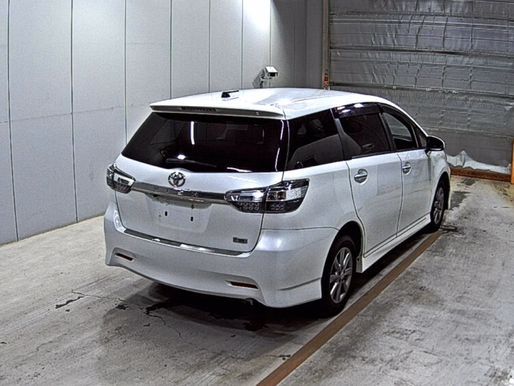 TOYOTA WISH
