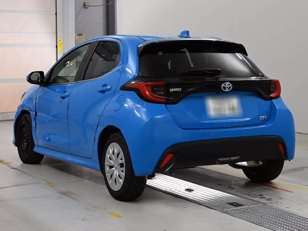 TOYOTA YARIS