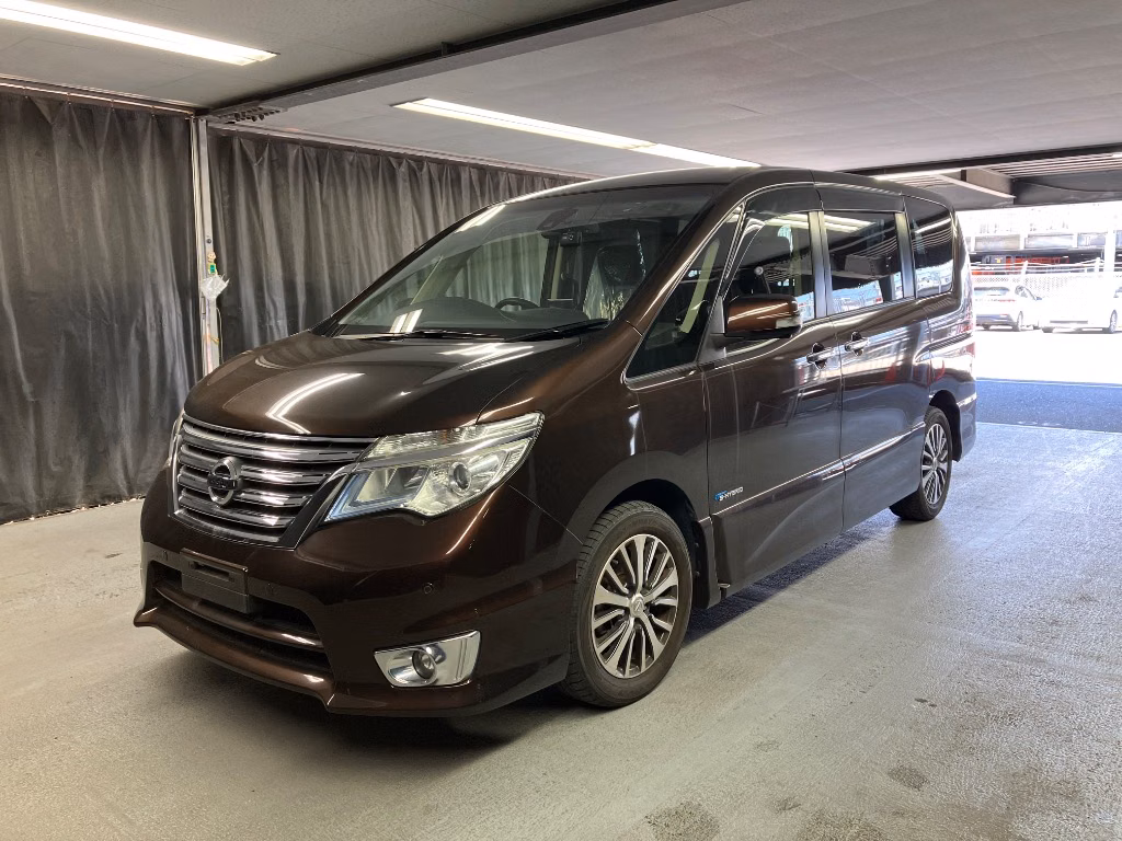NISSAN SERENA