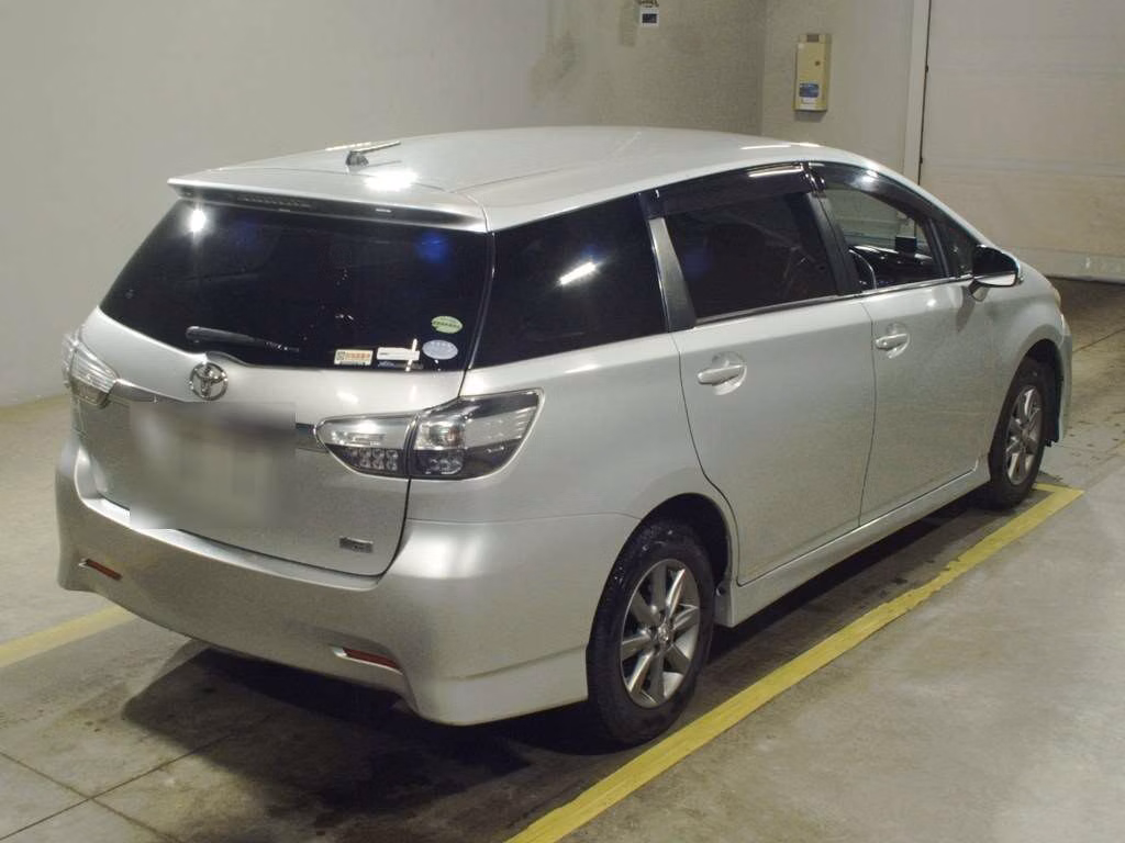 TOYOTA WISH
