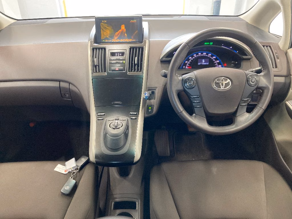 TOYOTA SAI