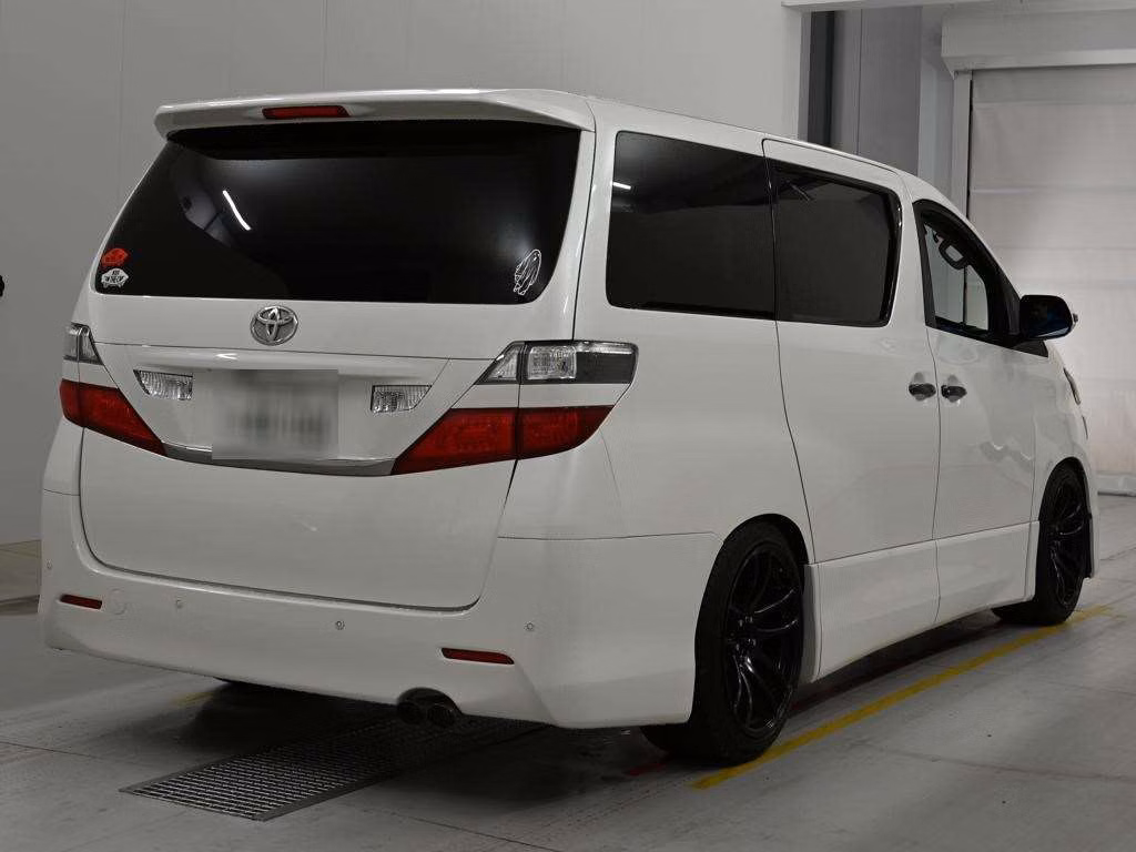TOYOTA VELLFIRE