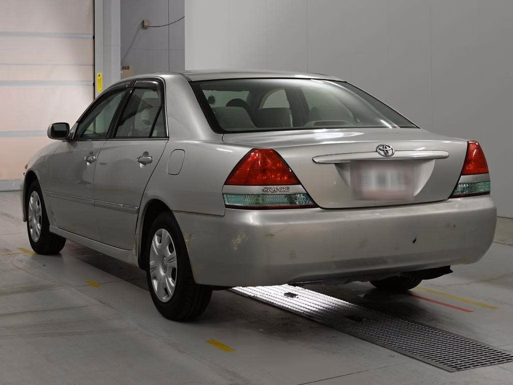 TOYOTA MARK II